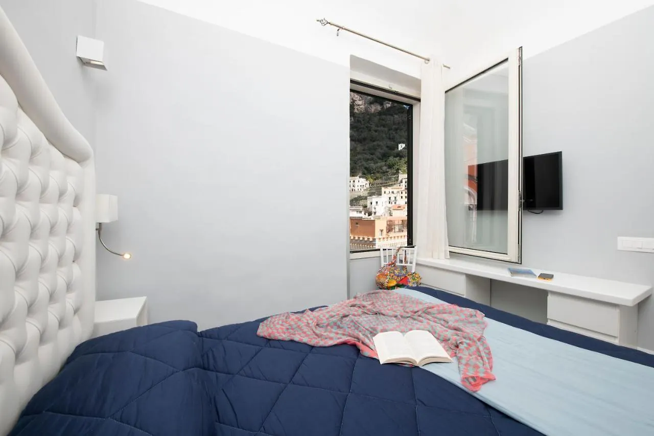Holiday home Vittoria House Centro Storico Villa Amalfi